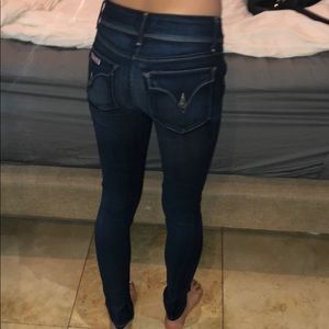 Hudson Jeans dark wash skinny 24